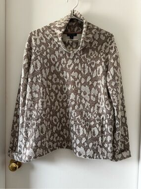 3 for $15😍 Tribal Brown and Cream Leopard Funnel Neck Sweater